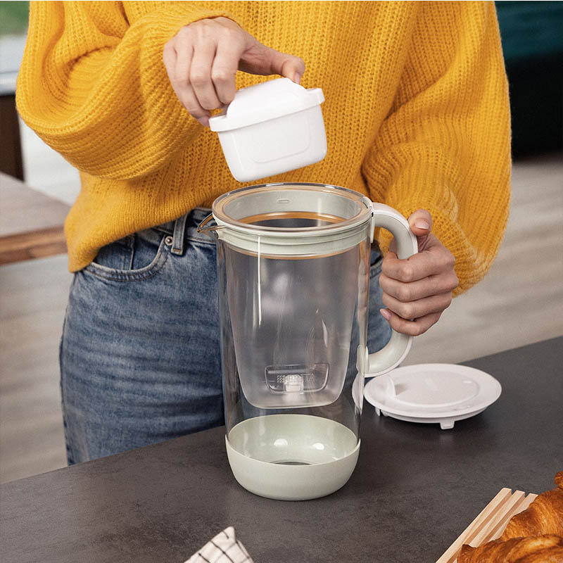 Brita Pro Limited Edition zamjena filtera na staklenom bokalu