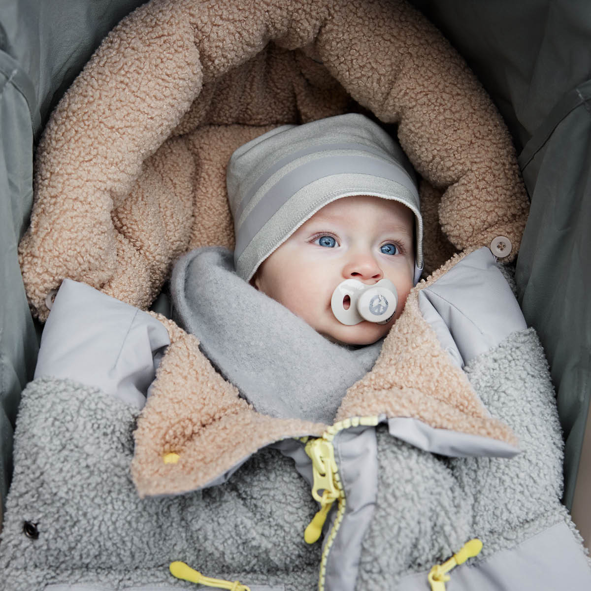 Elodie Zimska kapa 0–6m, Utility Green