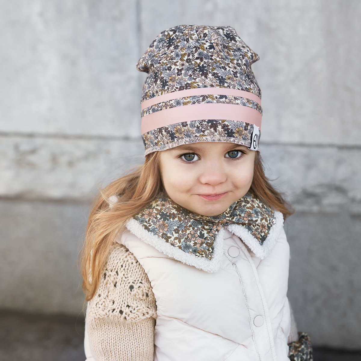 Elodie Zimska kapa 6-12m – Blue Garden