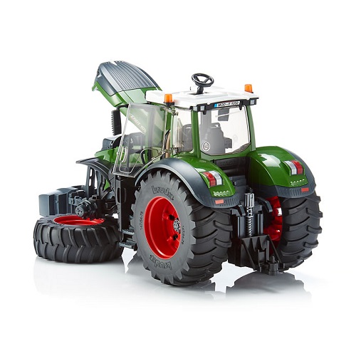 Bruder Fendt traktor 4040 – prikaz 4