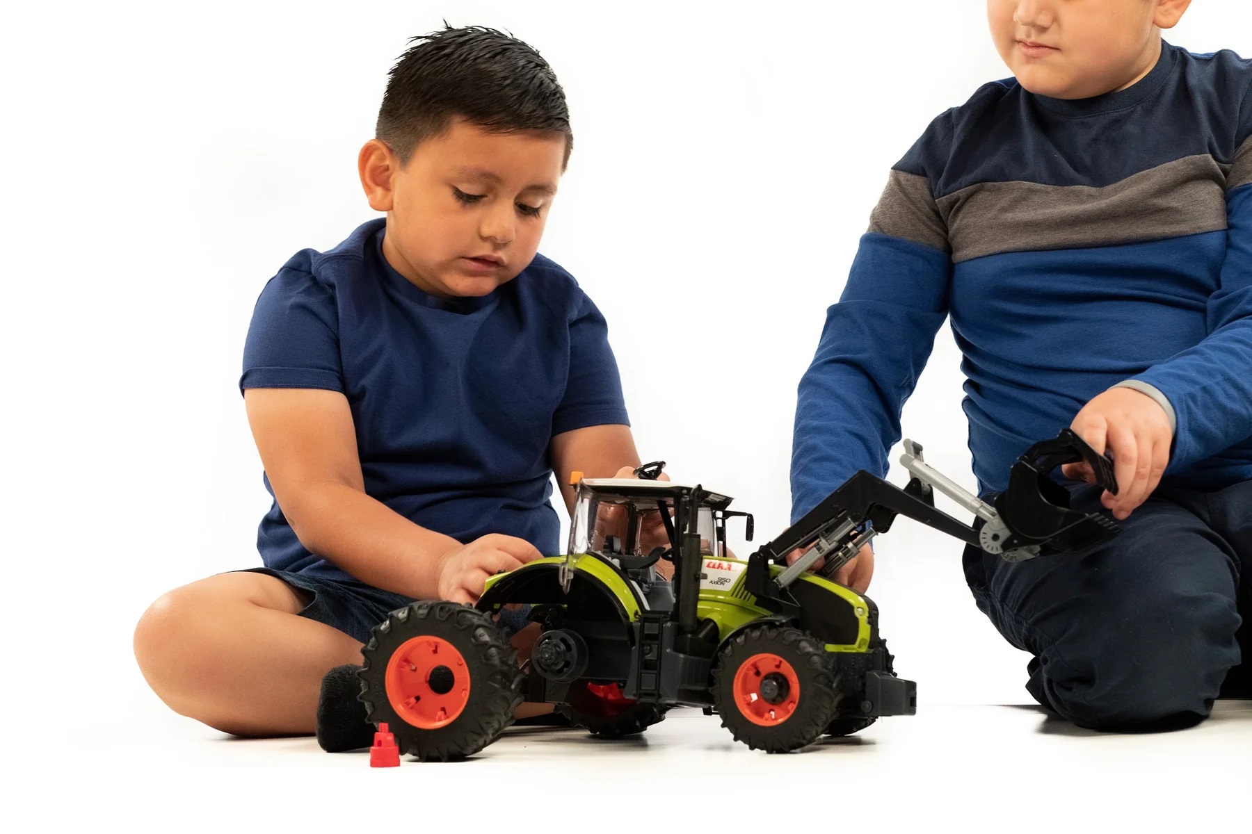 Bruder Claas Axion utovarivač 3013 – prikaz 4