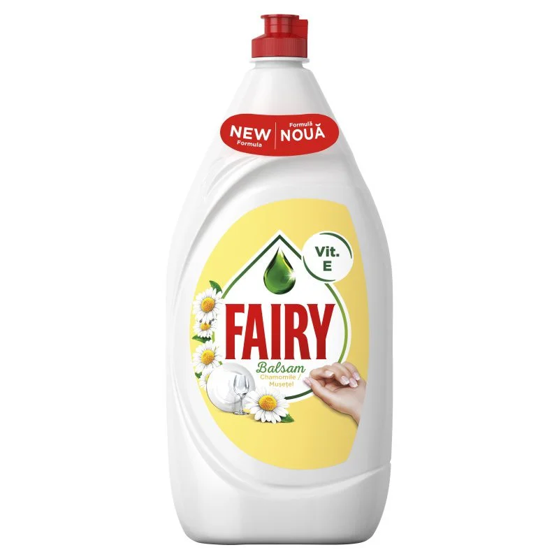 Fairy 1350 ml tečni deterdžent za ručno pranje posuđa Sensitive & Chamomile
