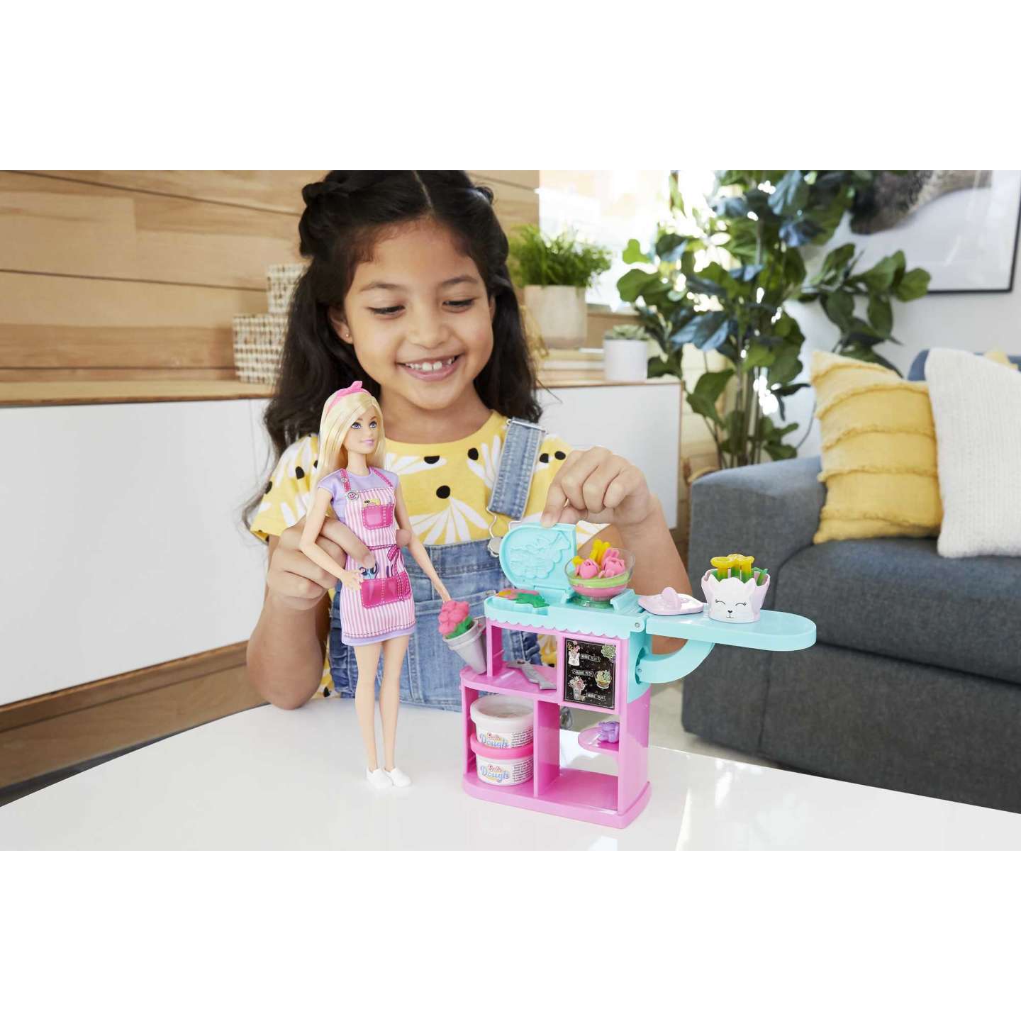 Barbie Lutka i dodaci
