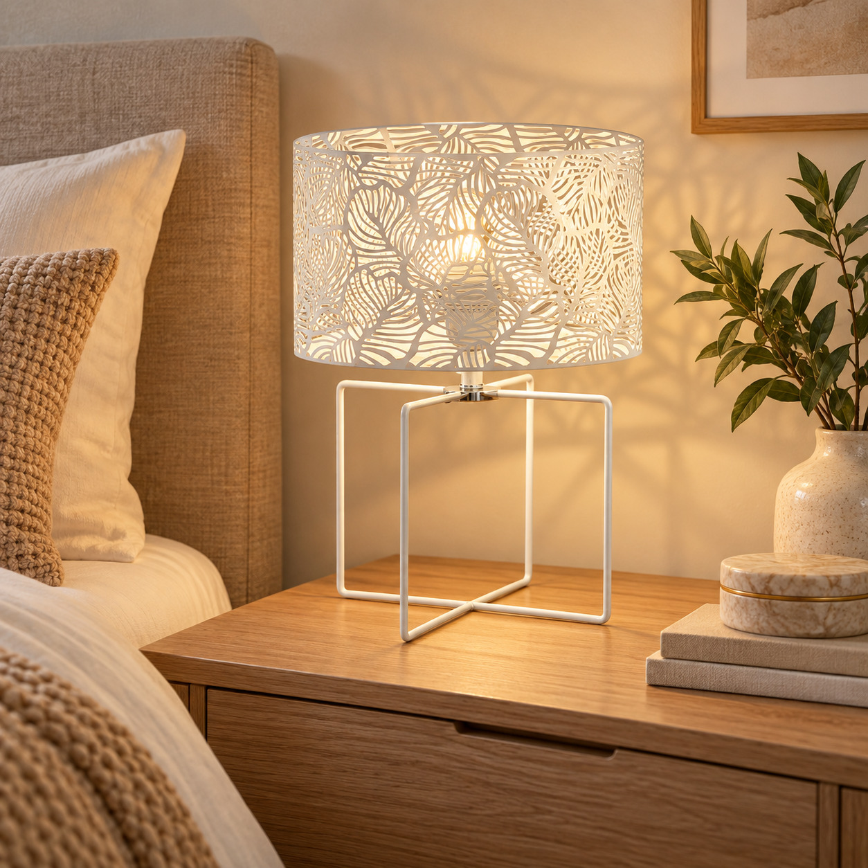 INART Stolna lampa d.25*35cm bijela - prikaz u prostoru