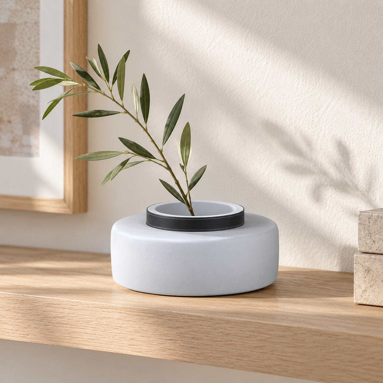 INART Cementna vaza bijela/crna φ24χ10cm - prikaz u prostoru