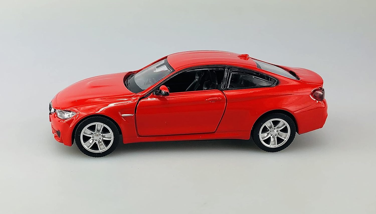 RMZ City autić 1:32 bmw m4 - SORTO – prikaz 2