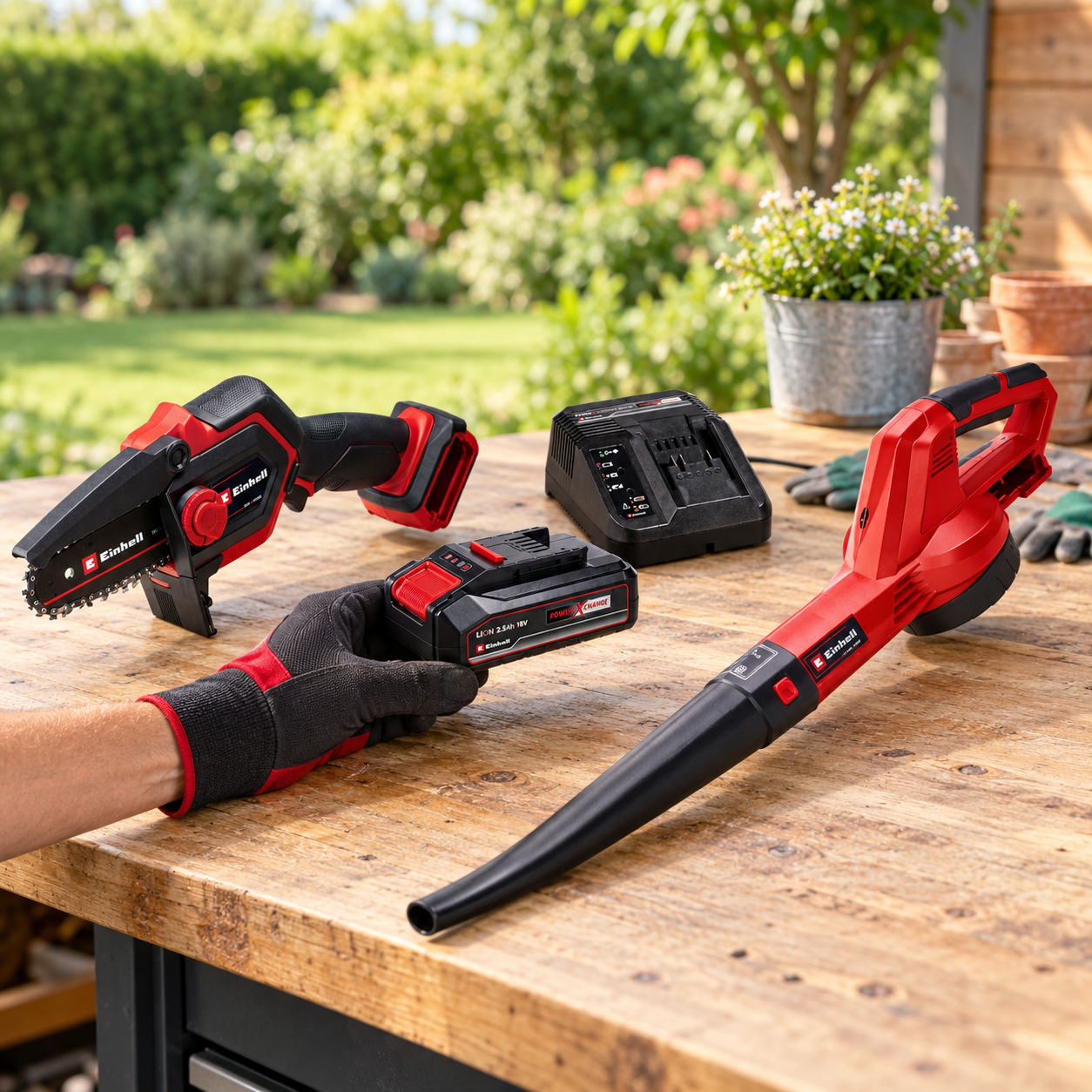Einhell GC-CL 18 Li E aku puhač za uklanjanje lišća s vrtne staze