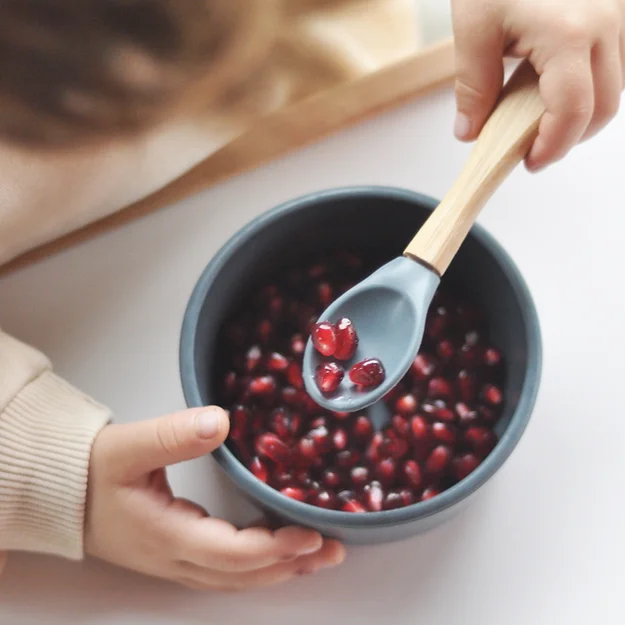 Minikoioi silikonska kašika Bamboo Scoops 2kom, Zelena, Roza prikaz 4