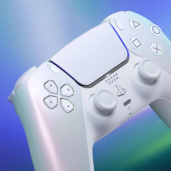 PS5 DualSense Chroma Pearl slika 3